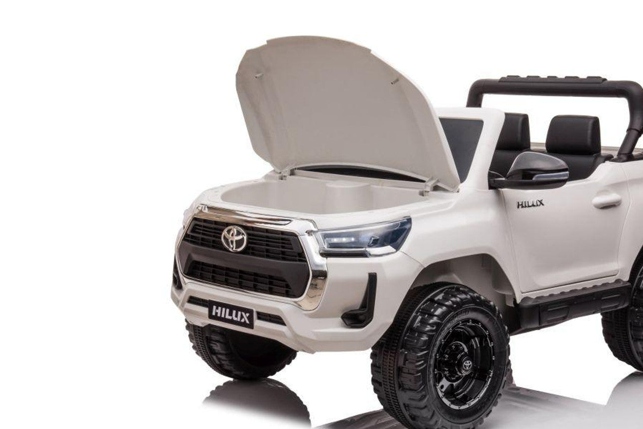 Toyota Hilux 12V Electric Ride On Jeep White