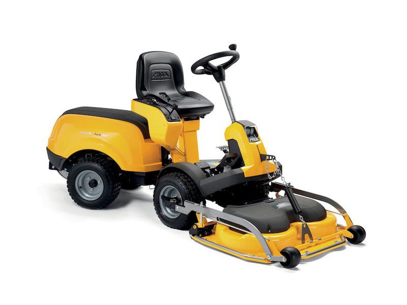 STIGA PARK 420 P Front Deck Mower