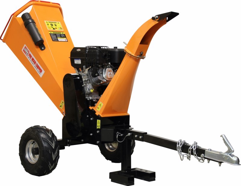 Wood chipper: ( Briggs & Stratton 14hp )